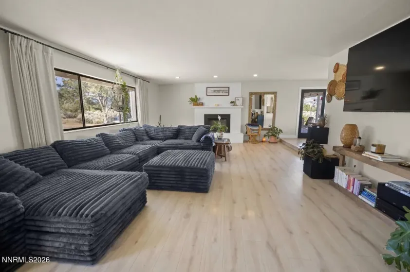 4255 Jumbo Grade, Washoe Valley, Nevada 89704, 3 Bedrooms Bedrooms, ,2 BathroomsBathrooms,Residential,Residential,Jumbo Grade,0,260010943