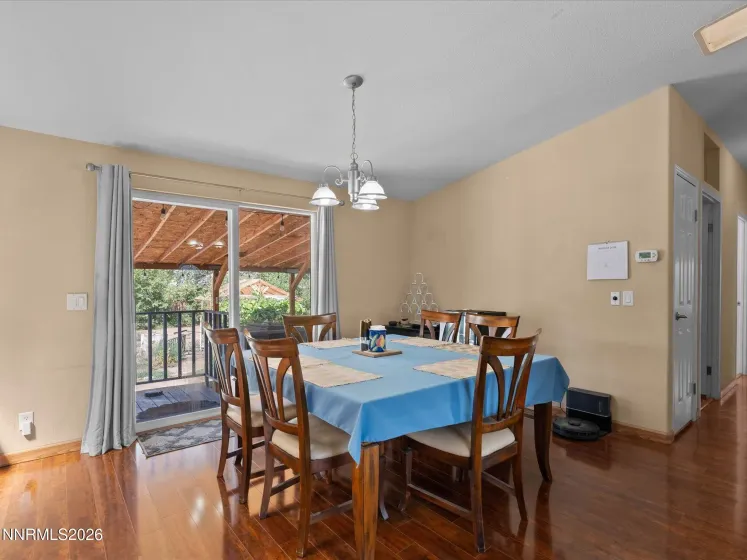 285 6th, Sun Valley, Nevada 89433, 3 Bedrooms Bedrooms, ,2 BathroomsBathrooms,Residential,Residential,6th,0,260010944