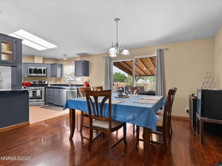 285 6th, Sun Valley, Nevada 89433, 3 Bedrooms Bedrooms, ,2 BathroomsBathrooms,Residential,Residential,6th,0,260010944