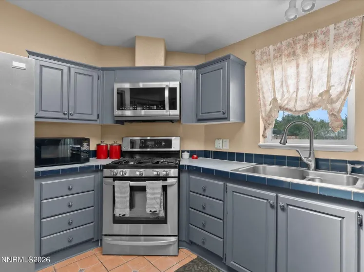 285 6th, Sun Valley, Nevada 89433, 3 Bedrooms Bedrooms, ,2 BathroomsBathrooms,Residential,Residential,6th,0,260010944