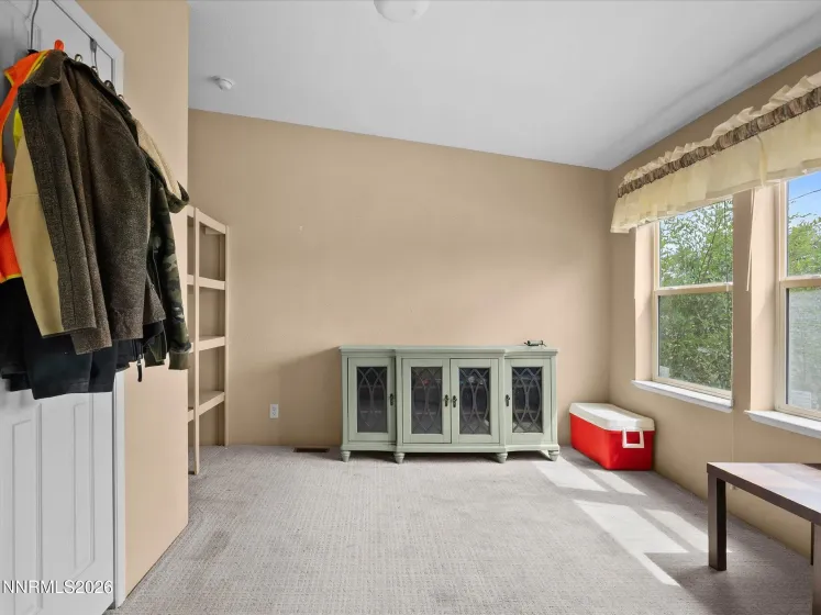 285 6th, Sun Valley, Nevada 89433, 3 Bedrooms Bedrooms, ,2 BathroomsBathrooms,Residential,Residential,6th,0,260010944