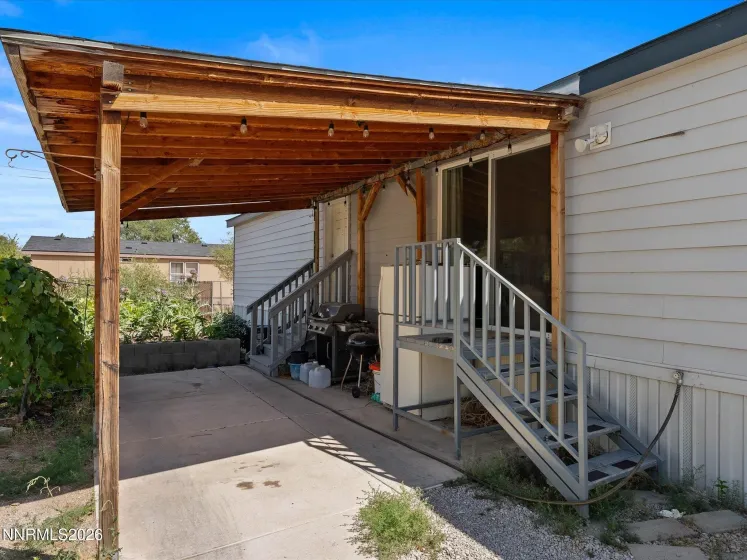 285 6th, Sun Valley, Nevada 89433, 3 Bedrooms Bedrooms, ,2 BathroomsBathrooms,Residential,Residential,6th,0,260010944