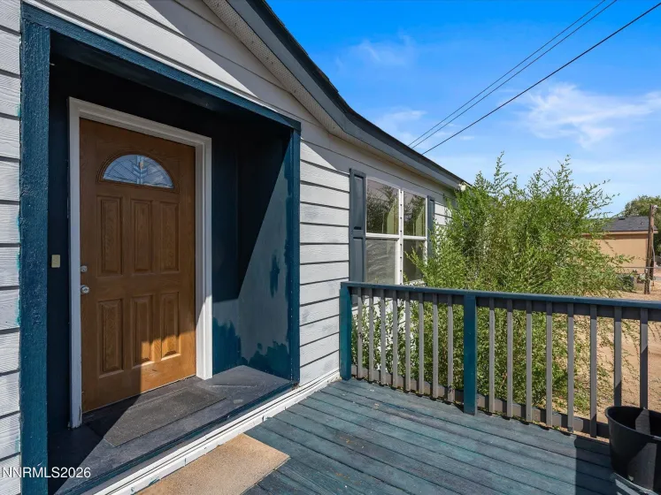 285 6th, Sun Valley, Nevada 89433, 3 Bedrooms Bedrooms, ,2 BathroomsBathrooms,Residential,Residential,6th,0,260010944