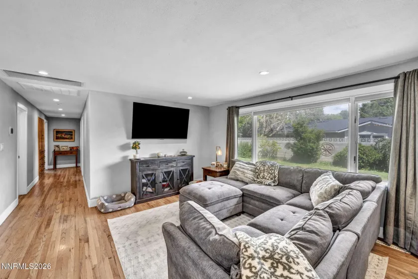 3 Circle, Carson City, Nevada 89703, 4 Bedrooms Bedrooms, ,3 BathroomsBathrooms,Residential,Residential,Circle,0,260010945