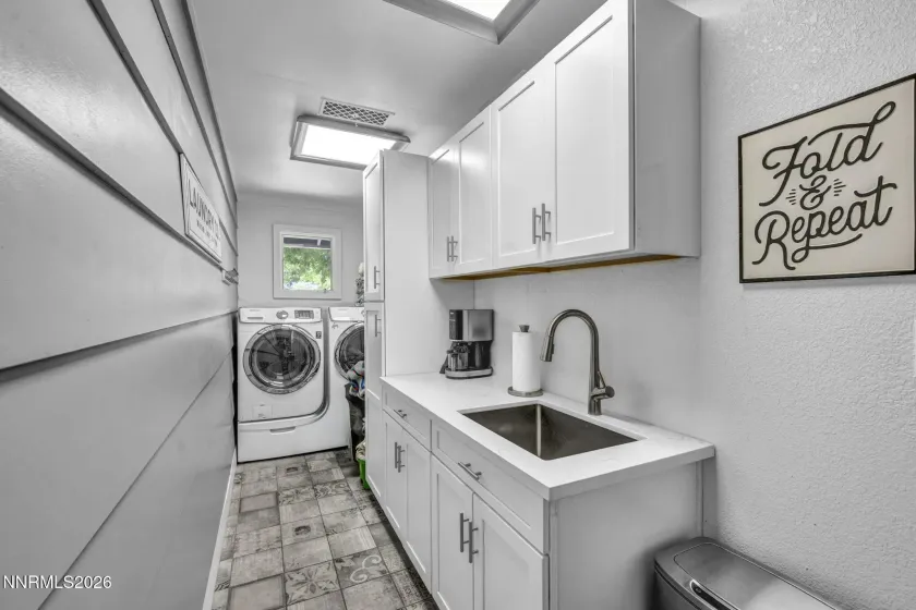 3 Circle, Carson City, Nevada 89703, 4 Bedrooms Bedrooms, ,3 BathroomsBathrooms,Residential,Residential,Circle,0,260010945