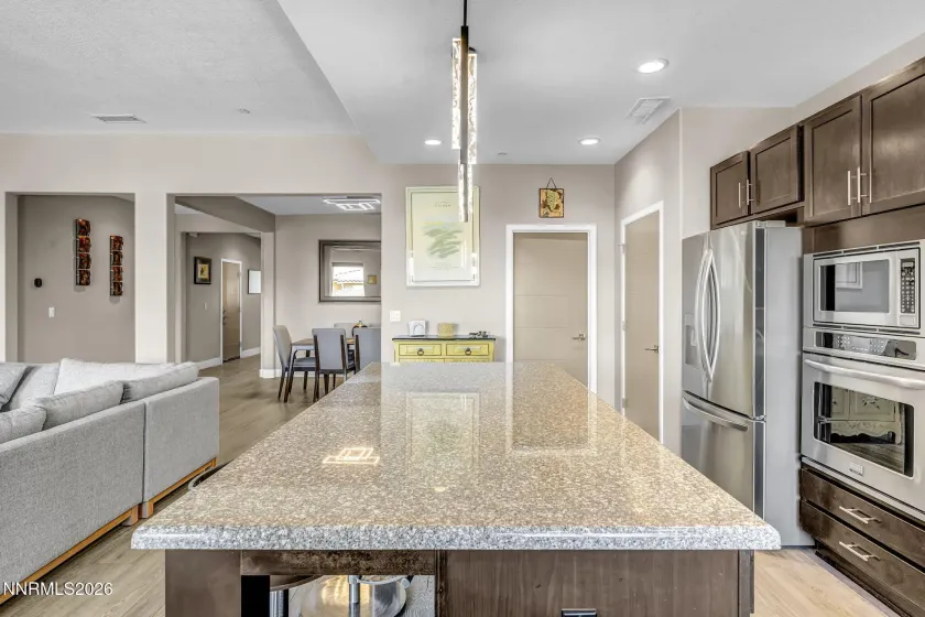 2722 Mylonite, Sparks, Nevada 89436, 4 Bedrooms Bedrooms, ,3 BathroomsBathrooms,Residential Lease,Manufactured,Mylonite,0,260010948