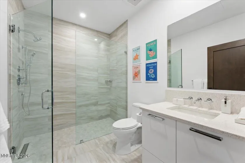 46 Beach Club, Stateline, Nevada 89449, 2 Bedrooms Bedrooms, ,3 BathroomsBathrooms,Residential,Residential,Beach Club,0,260010949