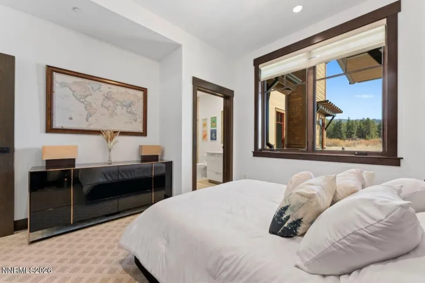 46 Beach Club, Stateline, Nevada 89449, 2 Bedrooms Bedrooms, ,3 BathroomsBathrooms,Residential,Residential,Beach Club,0,260010949