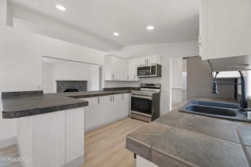 1230 Badger, Silver Springs, Nevada 89429, 3 Bedrooms Bedrooms, ,2 BathroomsBathrooms,Residential,Residential,Badger,0,260010952