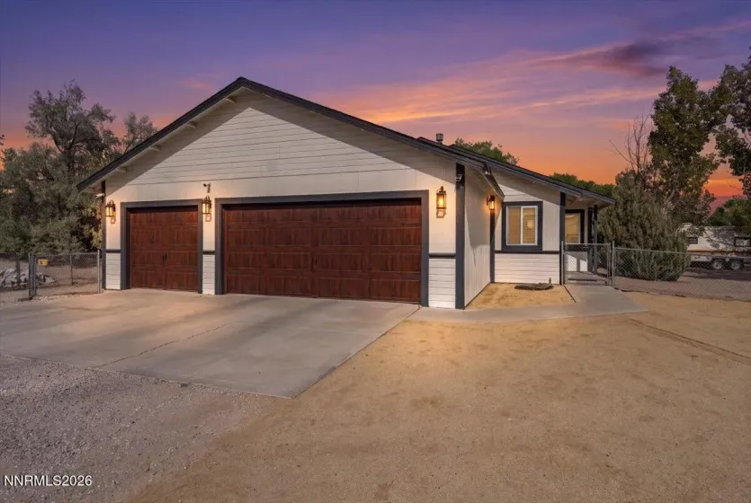1435 Dixie, Fallon, Nevada 89406, 3 Bedrooms Bedrooms, ,2 BathroomsBathrooms,Residential,Residential,Dixie,0,260010953