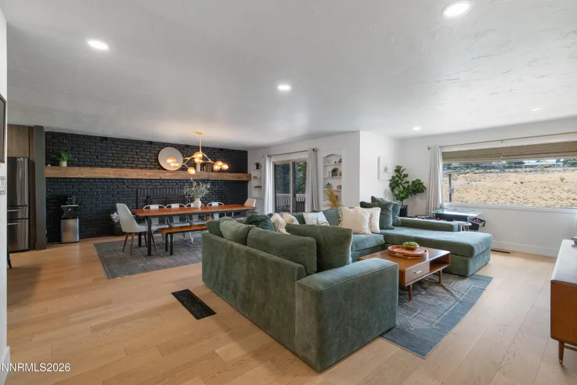 2301 Solari, Reno, Nevada 89509, 4 Bedrooms Bedrooms, ,3 BathroomsBathrooms,Residential,Residential,Solari,0,260010955