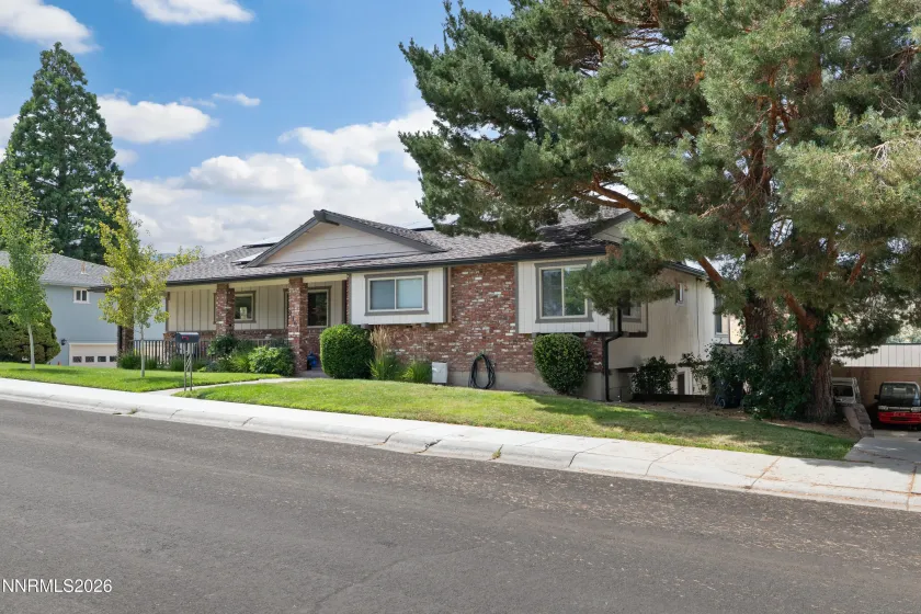 2301 Solari, Reno, Nevada 89509, 4 Bedrooms Bedrooms, ,3 BathroomsBathrooms,Residential,Residential,Solari,0,260010955