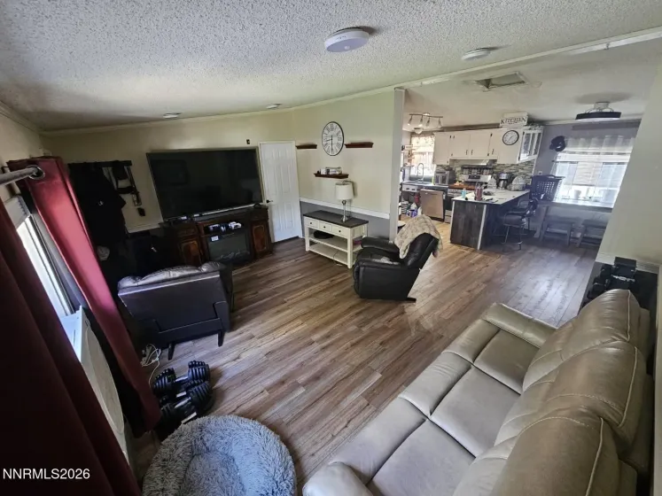 375 Magnolia, Reno, Nevada 89506, 3 Bedrooms Bedrooms, ,2 BathroomsBathrooms,Residential,Residential,Magnolia,0,260010956