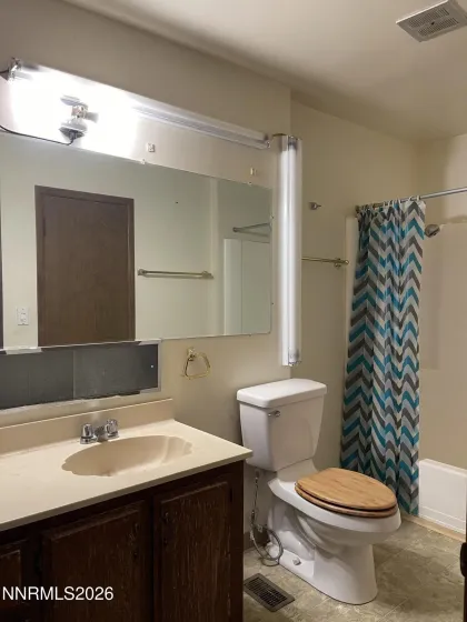 7 Piping Rock, Yerington, Nevada 89447, 3 Bedrooms Bedrooms, ,2 BathroomsBathrooms,Residential,Residential,Piping Rock,0,260010958