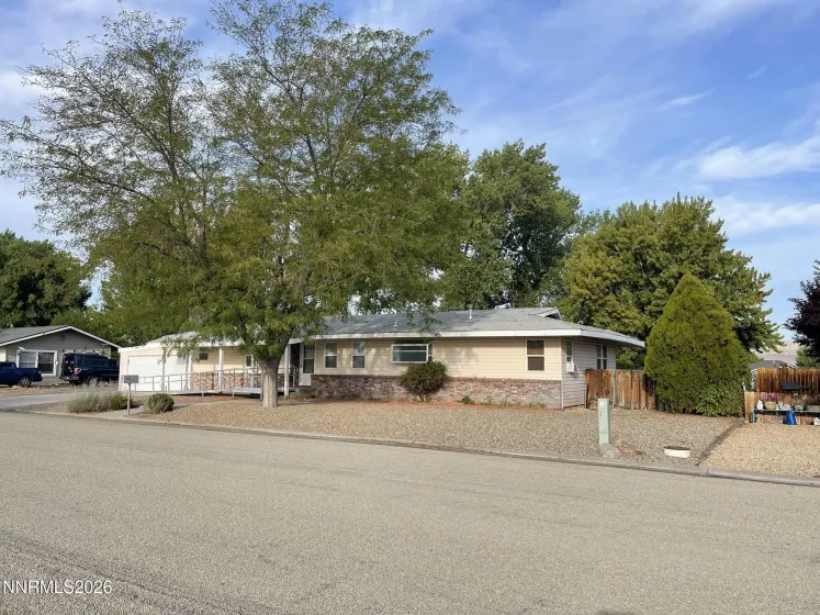 7 Piping Rock, Yerington, Nevada 89447, 3 Bedrooms Bedrooms, ,2 BathroomsBathrooms,Residential,Residential,Piping Rock,0,260010958