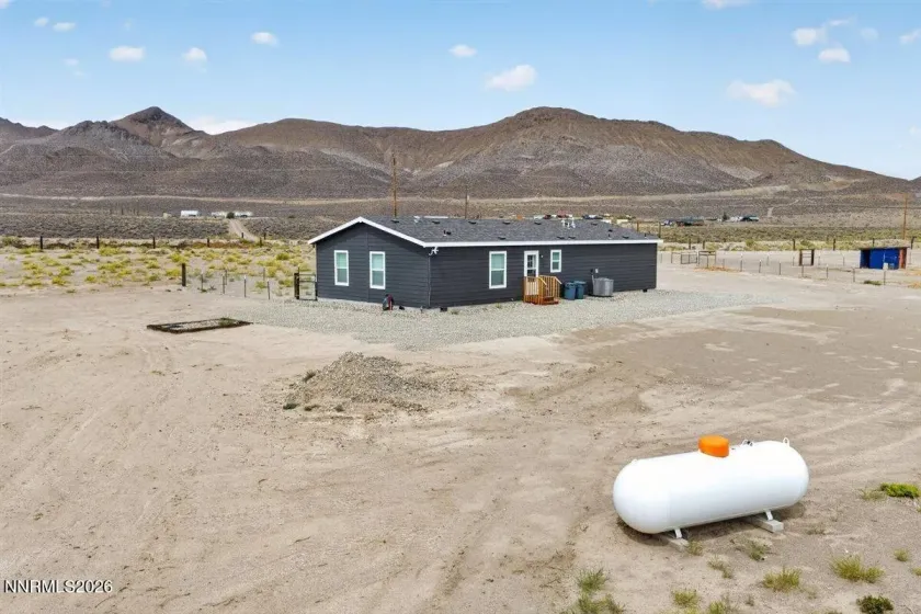 46 Mason Pass, Yerington, Nevada 89447, 3 Bedrooms Bedrooms, ,2 BathroomsBathrooms,Residential,Residential,Mason Pass,0,260010959