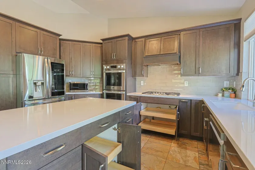 2808 Silverton, Sparks, Nevada 89436, 5 Bedrooms Bedrooms, ,3 BathroomsBathrooms,Residential,Residential,Silverton,0,260010967