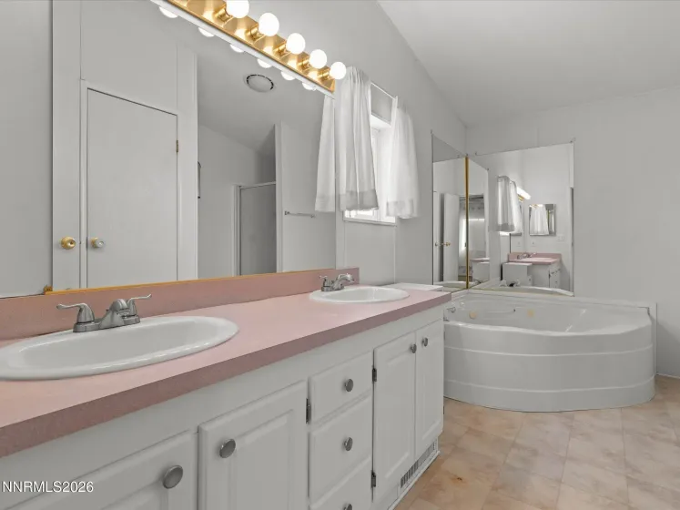 249 Miriam, Moundhouse, Nevada 89706, 3 Bedrooms Bedrooms, ,2 BathroomsBathrooms,Residential,Residential,Miriam,0,260010970