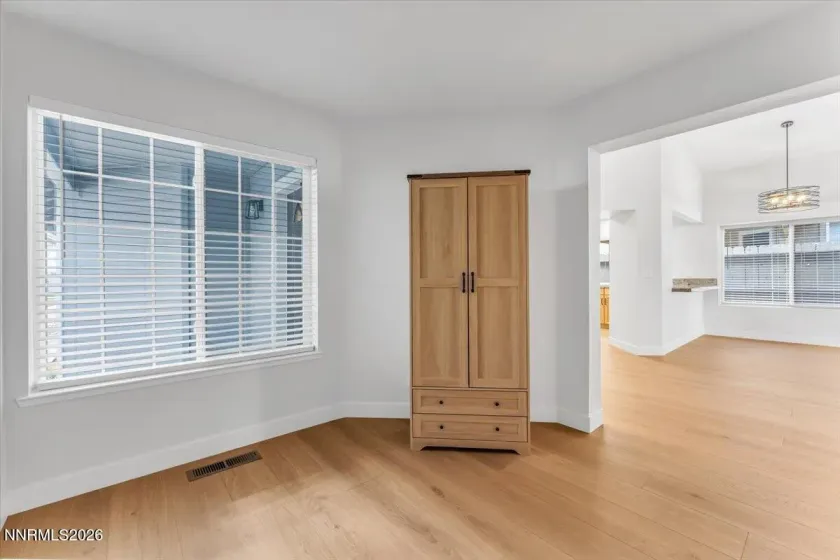 6320 Copper Creek, Reno, Nevada 89519, 3 Bedrooms Bedrooms, ,2 BathroomsBathrooms,Residential,Residential,Copper Creek,0,260010973