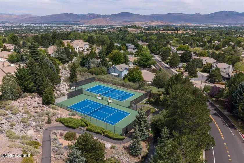 6320 Copper Creek, Reno, Nevada 89519, 3 Bedrooms Bedrooms, ,2 BathroomsBathrooms,Residential,Residential,Copper Creek,0,260010973
