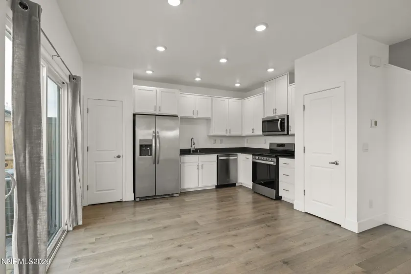 1942 Muscovite, Sparks, Nevada 89436, 3 Bedrooms Bedrooms, ,3 BathroomsBathrooms,Residential,Residential,Muscovite,0,260010974