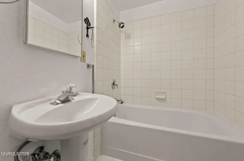 422 Lakeview, Zephyr Cove, Nevada 89448, 2 Bedrooms Bedrooms, ,2 BathroomsBathrooms,Residential,Residential,Lakeview,0,260010980