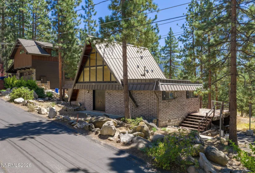 422 Lakeview, Zephyr Cove, Nevada 89448, 2 Bedrooms Bedrooms, ,2 BathroomsBathrooms,Residential,Residential,Lakeview,0,260010980