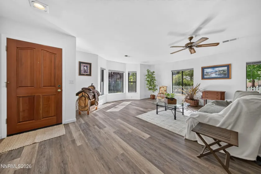 498 Red Cedar, Chester, California 96020, 3 Bedrooms Bedrooms, ,2 BathroomsBathrooms,Residential,Residential,Red Cedar,0,260010982