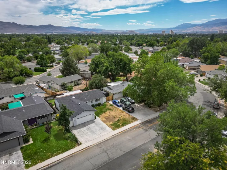 3520 4th, Sparks, Nevada 89431, 3 Bedrooms Bedrooms, ,2 BathroomsBathrooms,Residential,Residential,4th,0,260010987