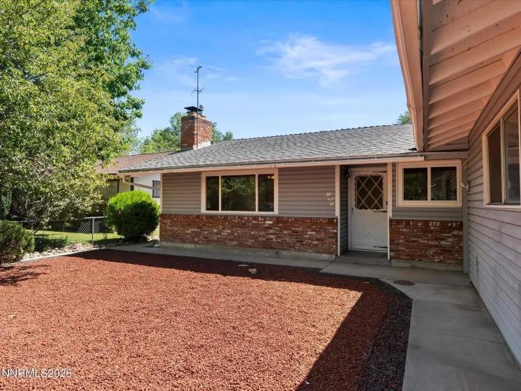 195 York, Sparks, Nevada 89431, 3 Bedrooms Bedrooms, ,2 BathroomsBathrooms,Residential,Residential,York,0,260010989