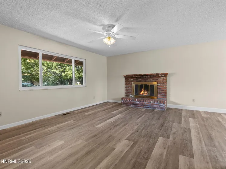 195 York, Sparks, Nevada 89431, 3 Bedrooms Bedrooms, ,2 BathroomsBathrooms,Residential,Residential,York,0,260010989