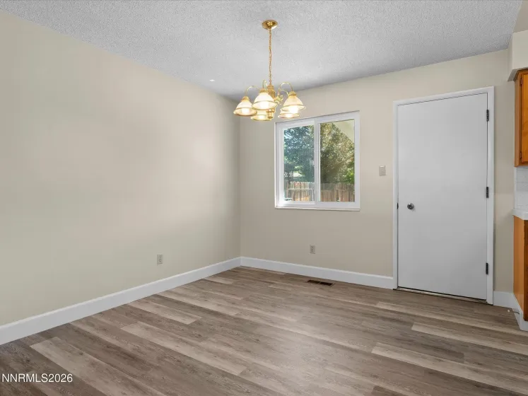 195 York, Sparks, Nevada 89431, 3 Bedrooms Bedrooms, ,2 BathroomsBathrooms,Residential,Residential,York,0,260010989