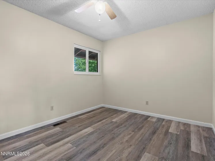 195 York, Sparks, Nevada 89431, 3 Bedrooms Bedrooms, ,2 BathroomsBathrooms,Residential,Residential,York,0,260010989