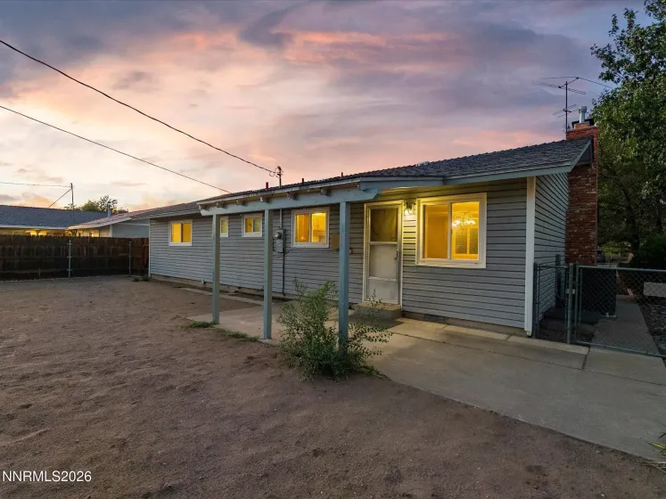 195 York, Sparks, Nevada 89431, 3 Bedrooms Bedrooms, ,2 BathroomsBathrooms,Residential,Residential,York,0,260010989