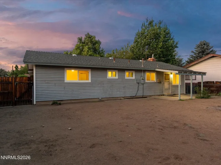195 York, Sparks, Nevada 89431, 3 Bedrooms Bedrooms, ,2 BathroomsBathrooms,Residential,Residential,York,0,260010989