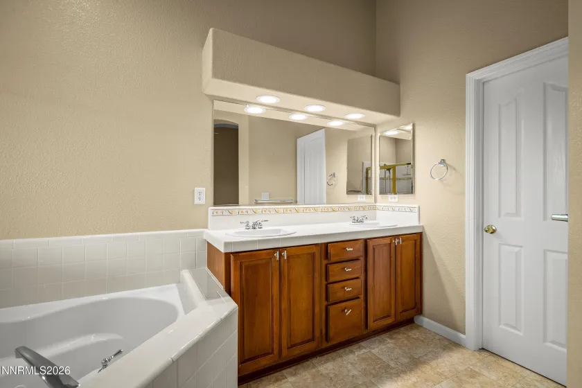 7430 Little Easy, Sparks, Nevada 89436, 3 Bedrooms Bedrooms, ,2 BathroomsBathrooms,Residential,Residential,Little Easy,0,260010990