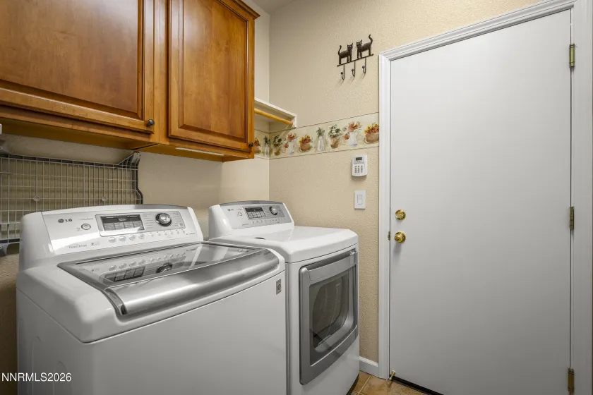 7430 Little Easy, Sparks, Nevada 89436, 3 Bedrooms Bedrooms, ,2 BathroomsBathrooms,Residential,Residential,Little Easy,0,260010990
