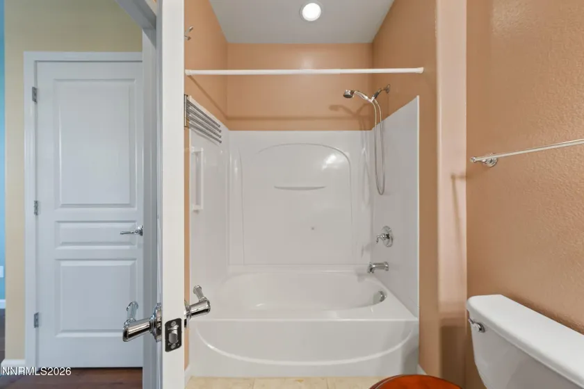 1020 Del Webb, Reno, Nevada 89523, 2 Bedrooms Bedrooms, ,2 BathroomsBathrooms,Residential,Residential,Del Webb,0,260010999