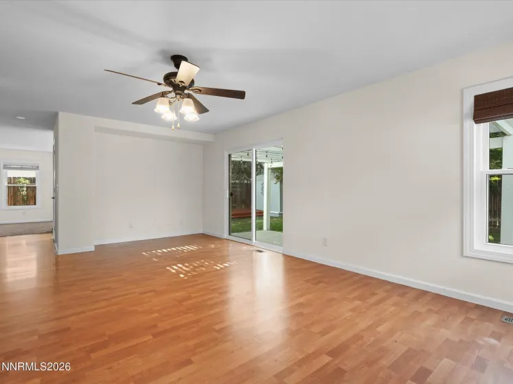 5025 Keams, Sparks, Nevada 89436, 3 Bedrooms Bedrooms, ,3 BathroomsBathrooms,Residential,Residential,Keams,0,260011001