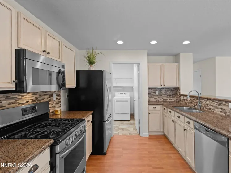 5025 Keams, Sparks, Nevada 89436, 3 Bedrooms Bedrooms, ,3 BathroomsBathrooms,Residential,Residential,Keams,0,260011001