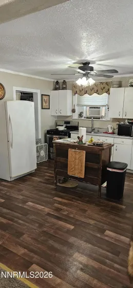 485 13th, Lovelock, Nevada 89419, 2 Bedrooms Bedrooms, ,1 BathroomBathrooms,Residential,Residential,13th,0,260011002