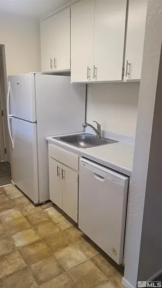 2955 Lakeside, Reno, Nevada 89509, 2 Bedrooms Bedrooms, ,1 BathroomBathrooms,Residential,Residential,Lakeside,0,260011006