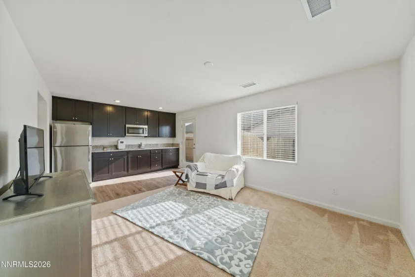 572 Pine Creek, Dayton, Nevada 89403, 4 Bedrooms Bedrooms, ,3 BathroomsBathrooms,Residential,Residential,Pine Creek,0,260011008
