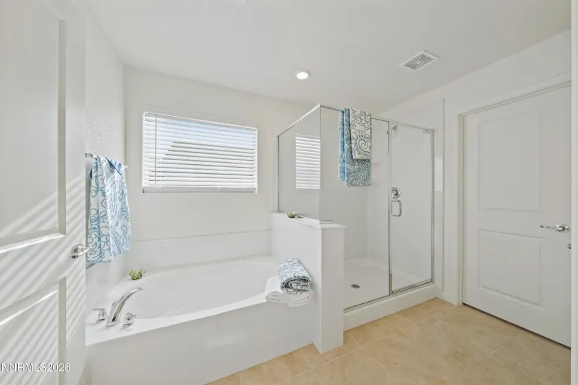 572 Pine Creek, Dayton, Nevada 89403, 4 Bedrooms Bedrooms, ,3 BathroomsBathrooms,Residential,Residential,Pine Creek,0,260011008