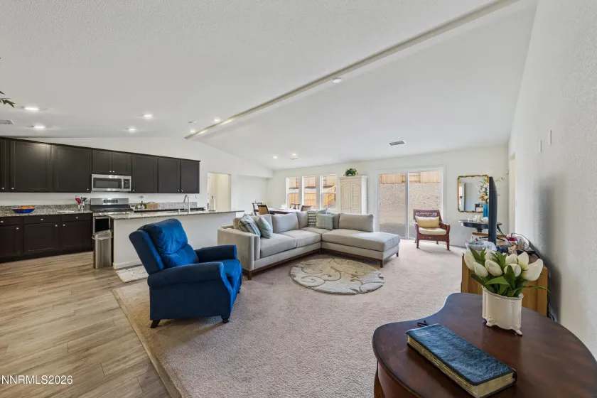 572 Pine Creek, Dayton, Nevada 89403, 4 Bedrooms Bedrooms, ,3 BathroomsBathrooms,Residential,Residential,Pine Creek,0,260011008