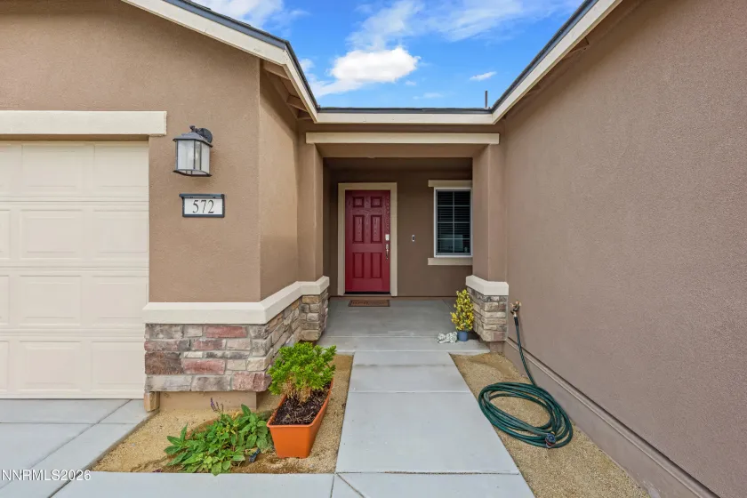 572 Pine Creek, Dayton, Nevada 89403, 4 Bedrooms Bedrooms, ,3 BathroomsBathrooms,Residential,Residential,Pine Creek,0,260011008