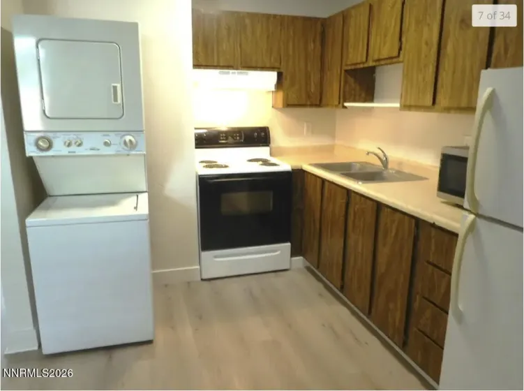 1746 A, Sparks, Nevada 89431, 3 Bedrooms Bedrooms, ,3 BathroomsBathrooms,Residential Income,Residential,A,0,260011010
