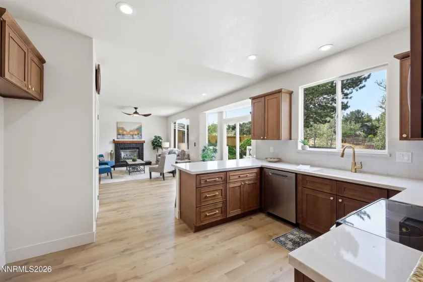 2249 Evans Creek, Reno, Nevada 89519, 3 Bedrooms Bedrooms, ,3 BathroomsBathrooms,Residential,Residential,Evans Creek,0,260011012