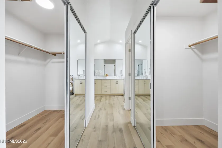 2249 Evans Creek, Reno, Nevada 89519, 3 Bedrooms Bedrooms, ,3 BathroomsBathrooms,Residential,Residential,Evans Creek,0,260011012