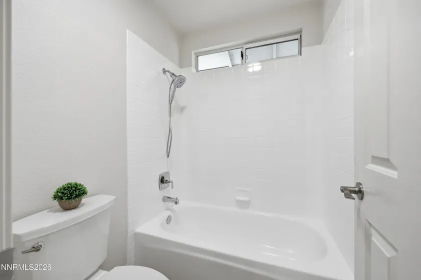 2249 Evans Creek, Reno, Nevada 89519, 3 Bedrooms Bedrooms, ,3 BathroomsBathrooms,Residential,Residential,Evans Creek,0,260011012